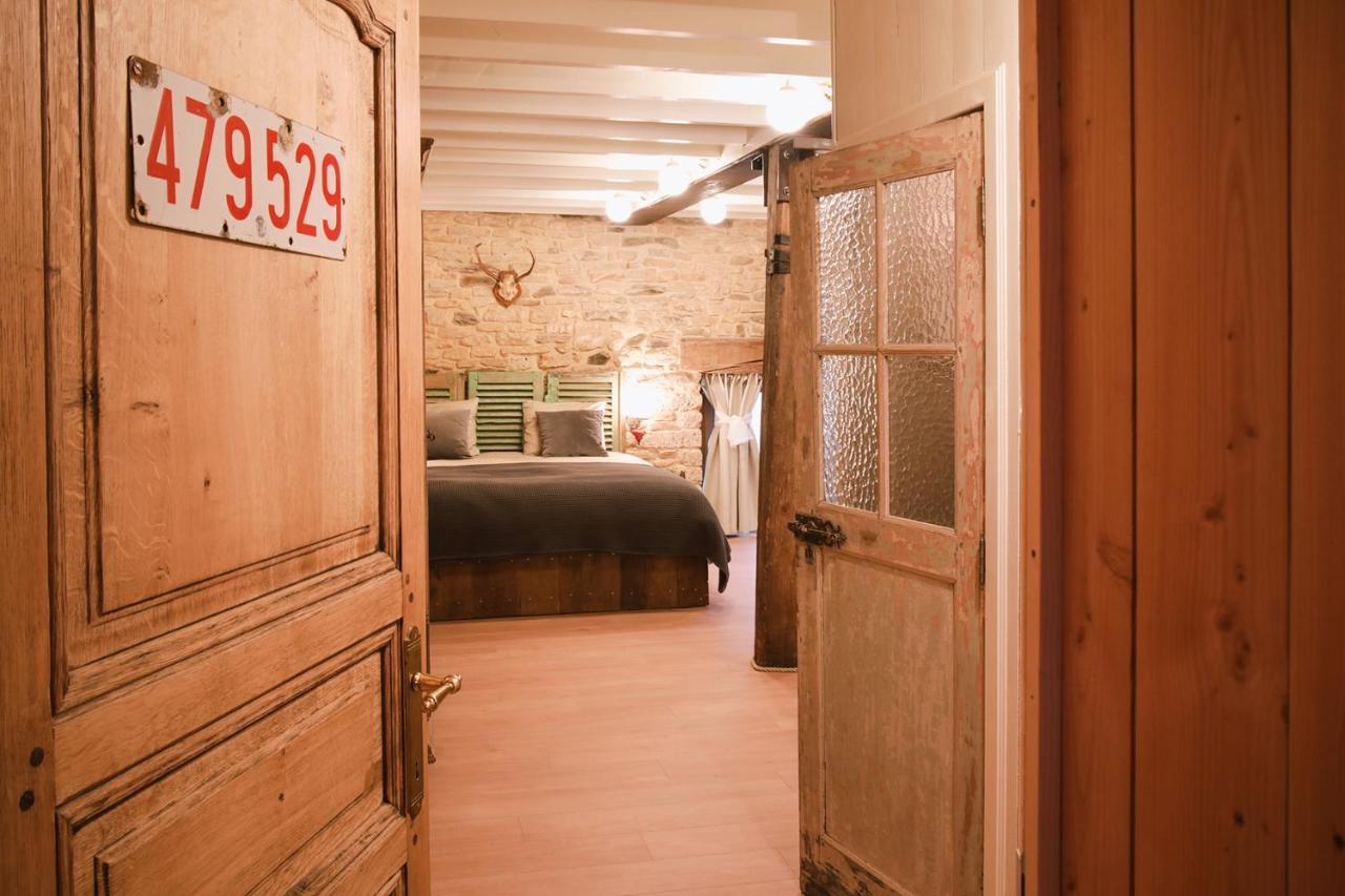 Les Chambres Du Chat Sainte-Cécile Esterno foto